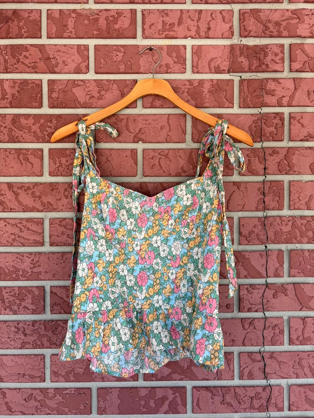 entro Floral Tie-Shoulder Tank Top in Pink, Yellow & Green